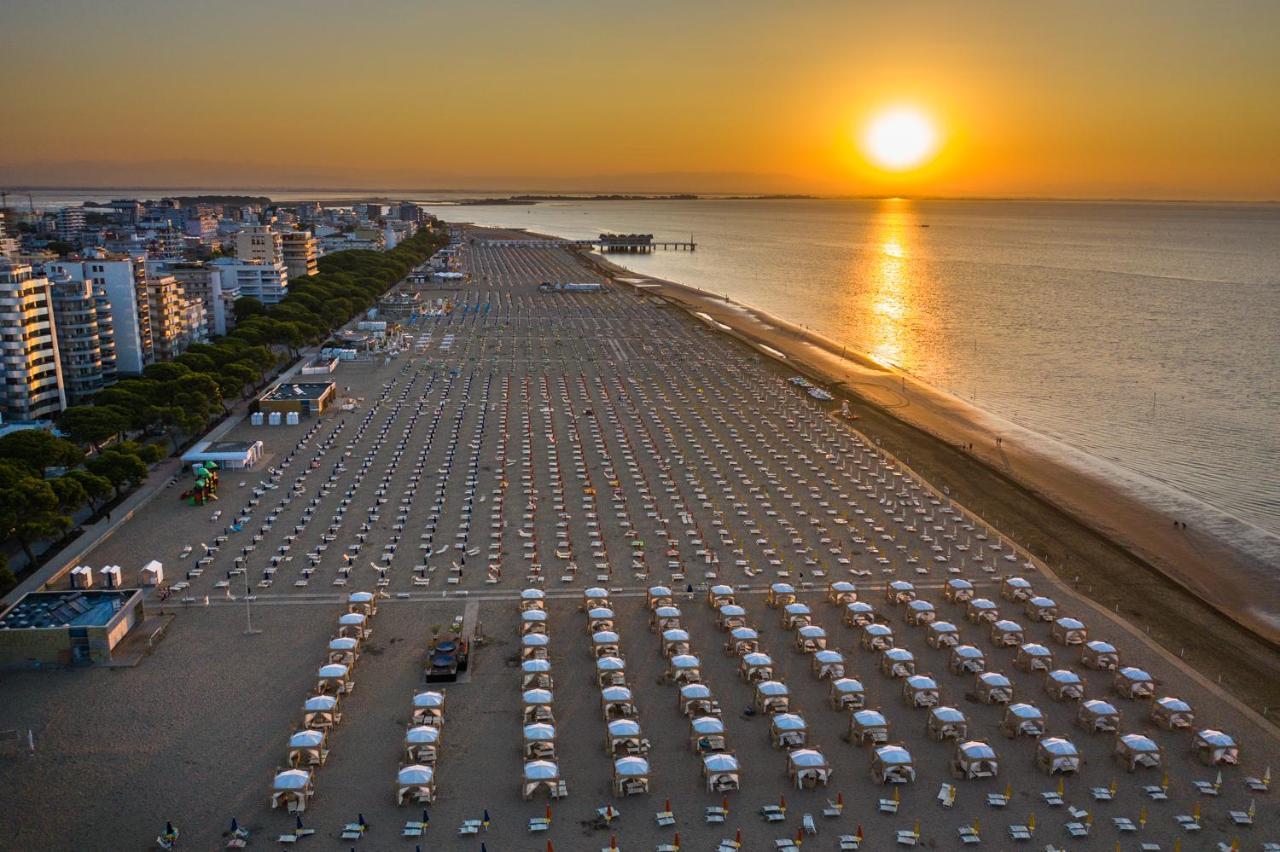 Villa Emilia Lignano Sabbiadoro Exterior foto